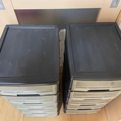 古い衣装ケースの画像