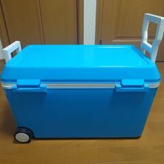 中古　クーラーボックスの画像