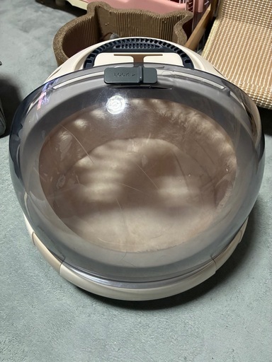 ペットキャリーケース宇宙カプセルドーム型