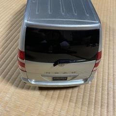 【1/4〜12時の直接引き取り】ミニカー3台（ノア、ダンプカー、パワーショベル）の画像