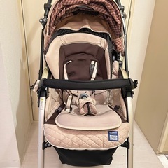 combi 両対面ベビーカーの画像