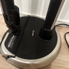 三菱コードレスクリーナーの画像