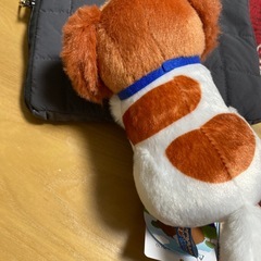 犬のぬいぐるみの画像