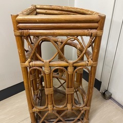 ほんとにレトロ！籐 傘立ての画像
