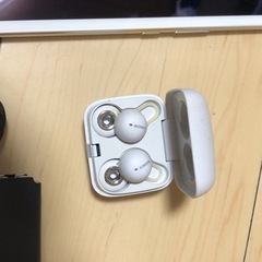 Switchパーツ、Bluetoothイヤホン、タブレットの画像