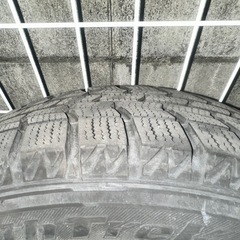 スタッドレスタイヤの画像