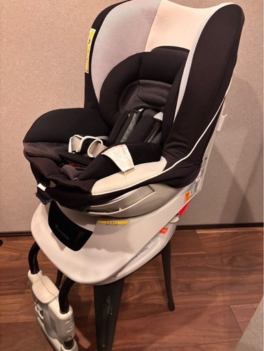 カーメイト チャイルドシート クルット クルット NT プレミアム ALB830