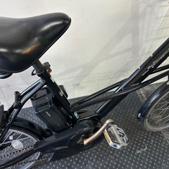 年末SALE🌈東京23区配達無料🌈新基準 ブリヂストン　リアルストリームミニ　8.7Ah リチウム 電動自転車 中古　BS 5255の画像