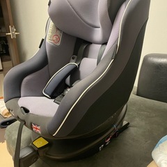 Joieチャイルドシート アーク360°回転式の画像