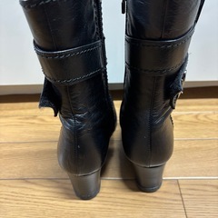 ショートブーツの画像