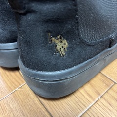 ポロ　ショートスニーカーブーツの画像