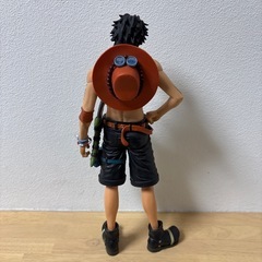 【美品】一番くじ　ワンピース　フィギュア　エース　ONE PIECEの画像