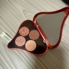 アイシャドウの画像