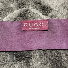 GUCCI　ヒグチユウコ　コラボ　ネックボウ　シルク　スカーフ　リバーシブルネクタイ　日本限定ノベルティ袋付　正規品の画像