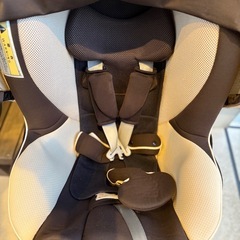 エールベベ　クルットNTプレミアム　チャイルドシートの画像