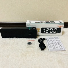 投影目覚まし時計 天井壁表示 180度回転 自動調光 温度表示 新品 お洒落の画像