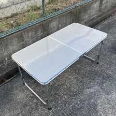 折りたたみアウトドアテーブル（約 幅120×奥行60×高さ55cm）の画像