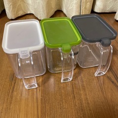 スパイスボトル、調味料入れセットの画像