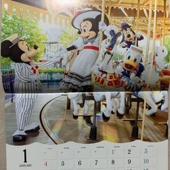 【新品未使用】東京ディズニーリゾート 壁掛けカレンダー 2026年　実写版非売品の画像