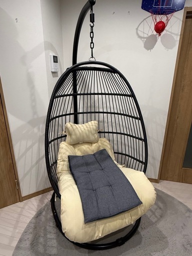 【美品】室内用ハンギングチェア／ハンモックチェア／耐荷重◎／クッション付