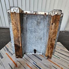 現状商品　氷冷蔵庫 冷蔵箱　冷蔵庫　サイズ約43×40cm高さ71.5cm　ek-695ed-12の画像