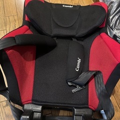 コンビ シートベルト固定 チャイルド&ジュニアシート 1歳頃から11歳頃まで ジョイトリップ エアスルー GG レッド 通気性素材使用エアスルーモデルの画像