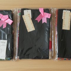 【新品未使用】和柄　高級カフェエプロン×３枚　袋＋リボン　ギフトにも！の画像