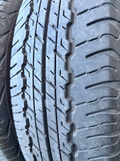 ダンロップ GRANDTREK AT20 タイヤ 4本セット 195/80R15 4本セット 新車外し
