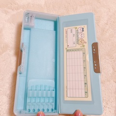 ちいかわ　箱型ふでばこ　おまけ付きの画像