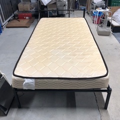 ニトリ シングルパイプベッドフレーム&マットレスの画像