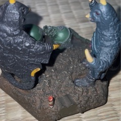 ウルトラパノラマファイト　ベムスター対改造ベムスターの画像