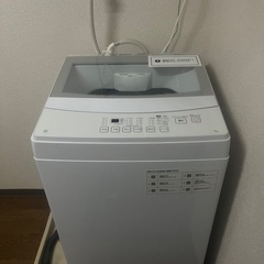 白の洗濯機の画像