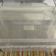 M729 IKEA SAMLA 収納ケース ふた付ボックス 透明 45L 重ねられるボックスの画像