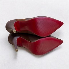 ゴールド金具 レザー ショートブーツ 36 ポインテッドトゥ ピンヒール 大人女子 美脚 上品 きれいめの画像