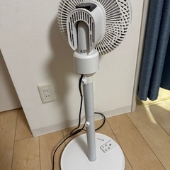 扇風機　リモコン付き 頭左右自動回転、上下手動回転の画像