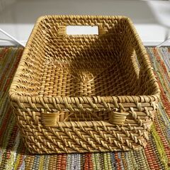 M733 ラタンバスケット 収納ボックス 持ち手付き 角型 小物入れの画像