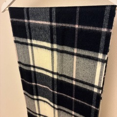 【定価19,800円！】【未使用品！】BLUE LABEL チェックマフラーの画像