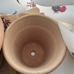 新品未使用　素焼き植木鉢の画像