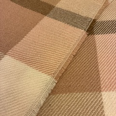 【カシミヤ混！】【未使用品！】BLUE LABEL チェックマフラーの画像