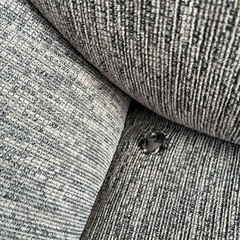 2人掛けソファー　穴あき有の画像