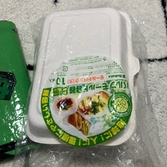 【募集中】【近日中処分予定】お弁当　カトラリーセット　レジャーシートの画像
