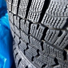 175/65R15 ウィンターマックス02の画像