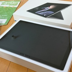 【付属品多数】 Surface Pro5 (4GB/128)の画像