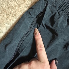 adidas（アディダス）黒 ハーフパンツ Mサイズ チャック付きポケット の画像