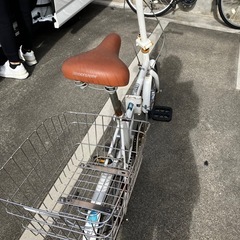 折りたたみ自転車の画像
