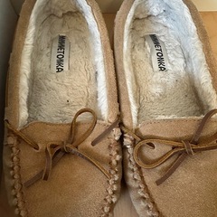 MINNETONKA 26センチモカシン シナモン ミネトンカの画像
