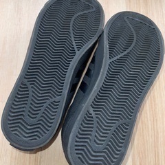 新品　adidas 靴の画像