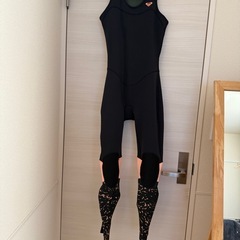 〈着用３回〉ROXY ロキシー　ウェットスーツ　ロングジョン　Lサイズの画像
