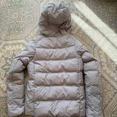 UNIQLO ダウンジャケット　M(子供サイズ)の画像