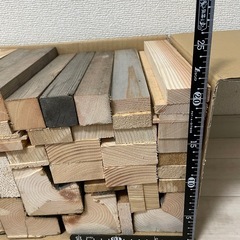 薪　木材詰め合わせ　90サイズ　24センチ　
キャンプ 焚き火の画像